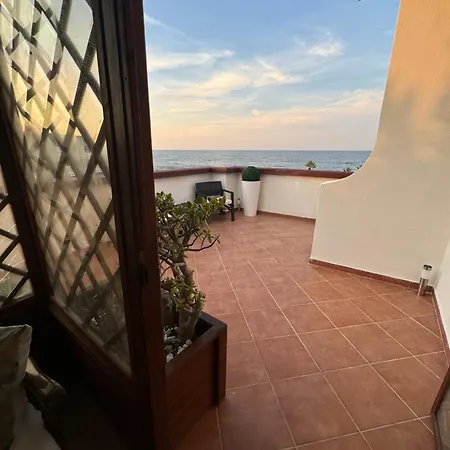Terrazza Blu - Sea Penthouse Διαμέρισμα Μπάρι